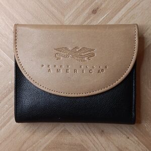 Perry Ellis America black and tan leather wallet